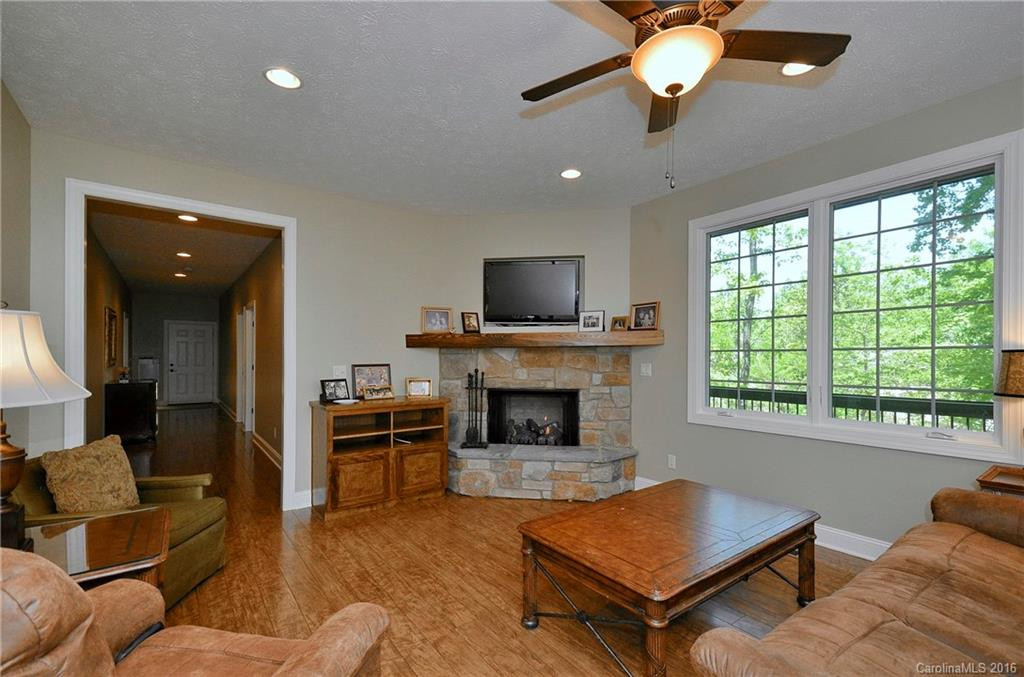 191 Dawn Mist Court #1607 - Photo 16