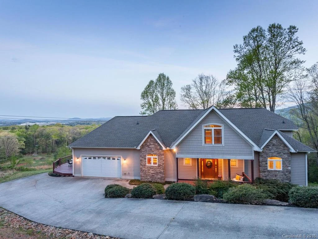 61 Waightstill Drive