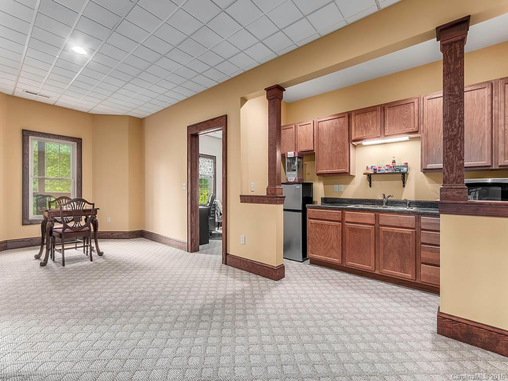 5 Meadowbrook Lane - Photo 11