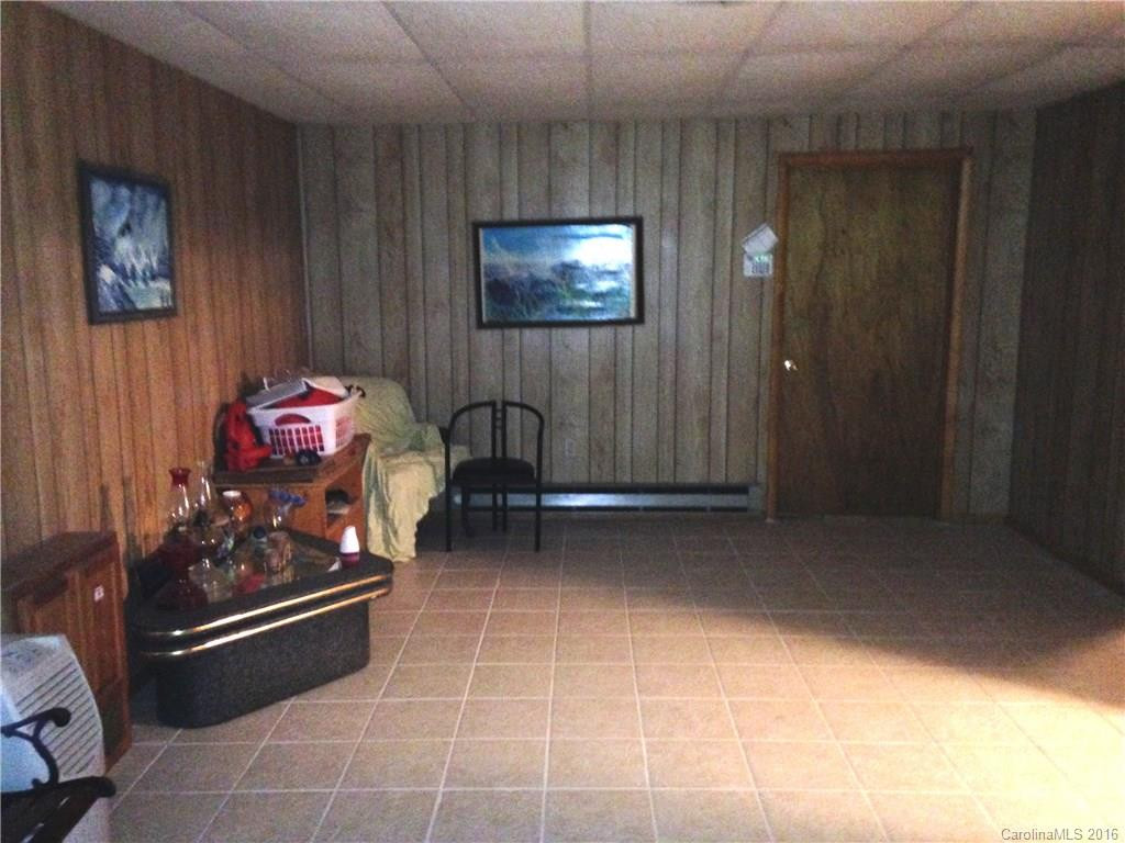 419 Old Country Road - Photo 15