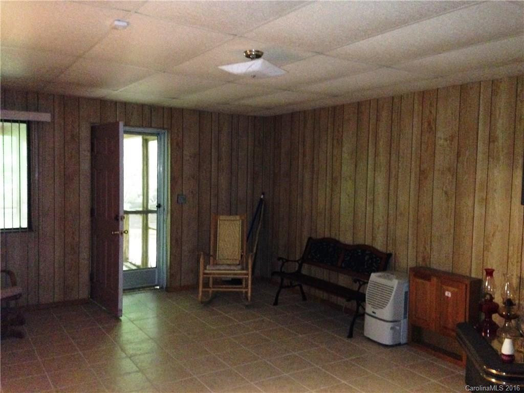 419 Old Country Road - Photo 16