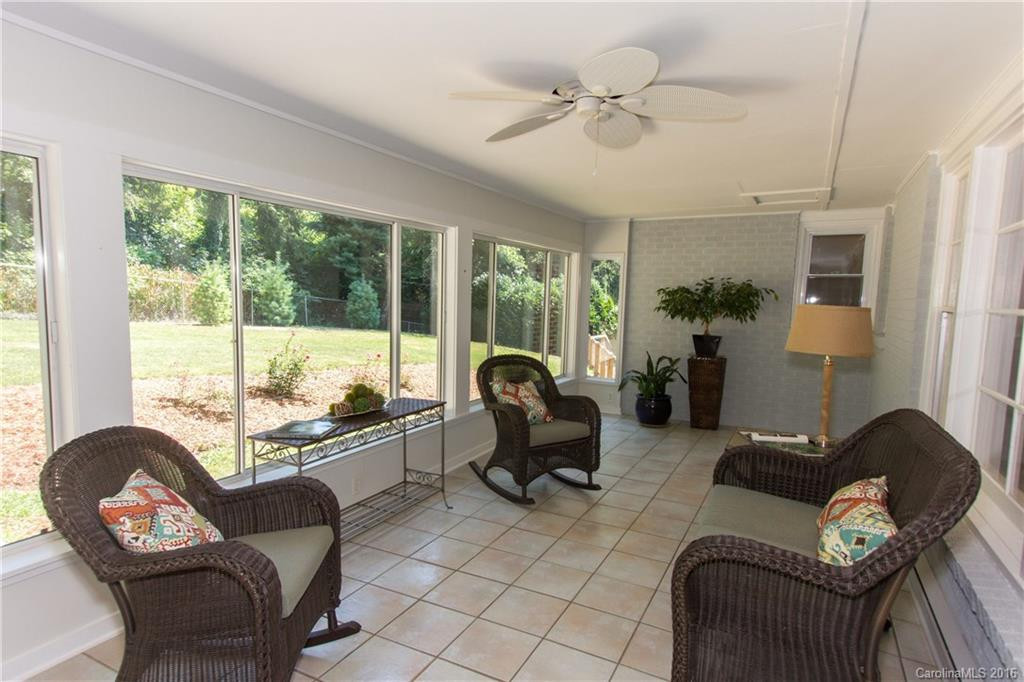 4 Oak Forest Court - Photo 13