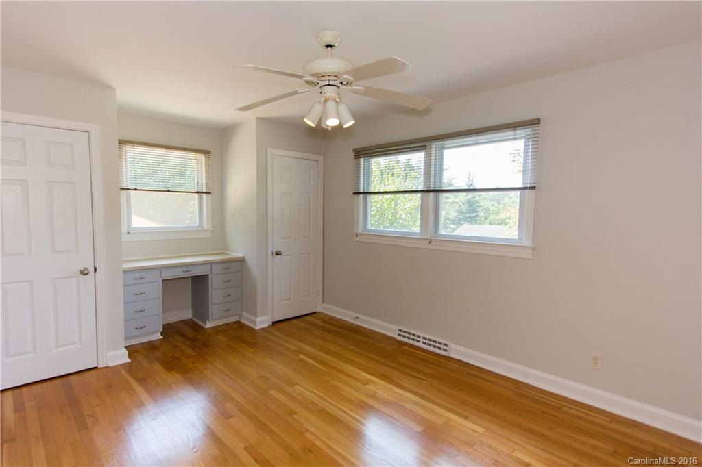 4 Oak Forest Court - Photo 21