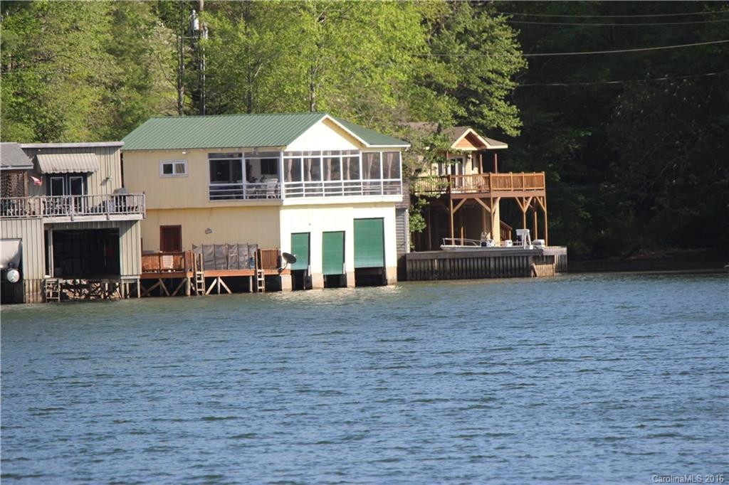 993 Lake Summit Road