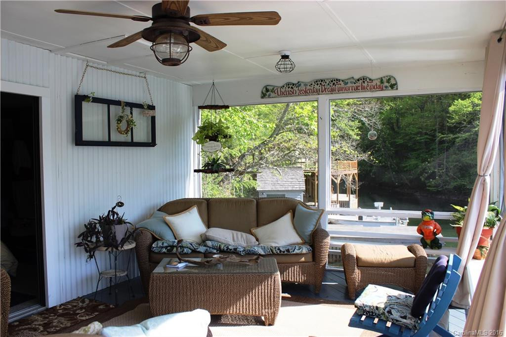 993 Lake Summit Road - Photo 8