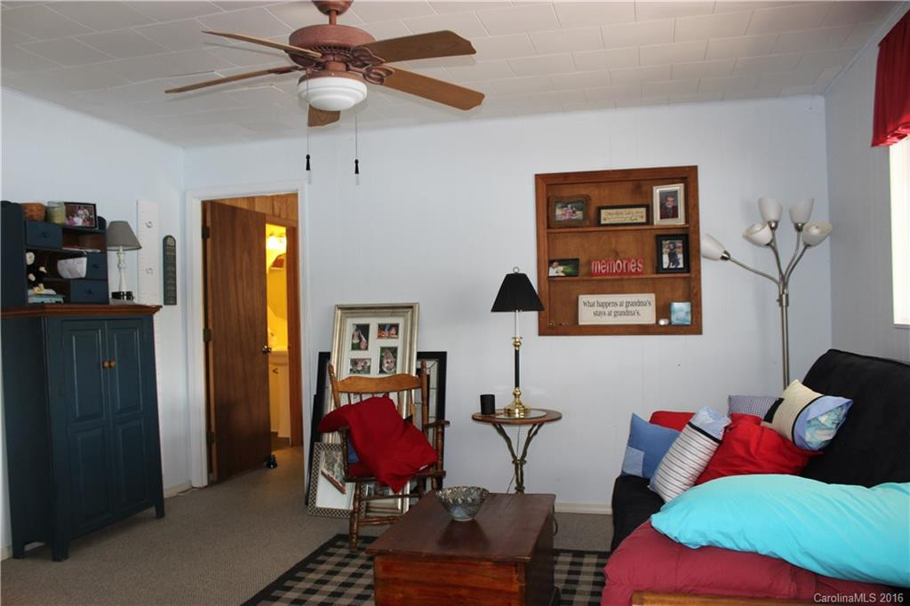 993 Lake Summit Road - Photo 10
