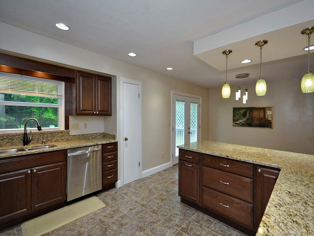 24 Cardinal Ridge Road - Photo 10