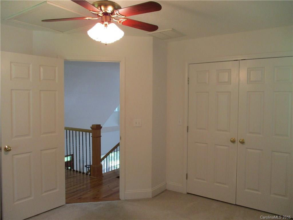 118 Canterbury Way - Photo 14