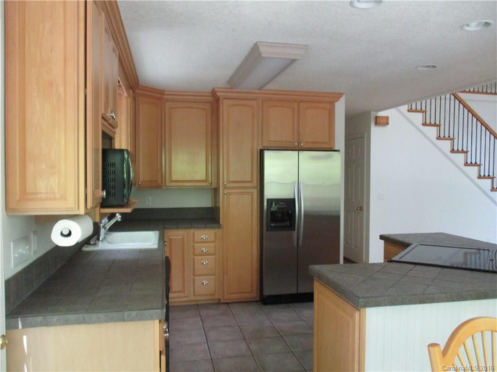 118 Canterbury Way - Photo 7