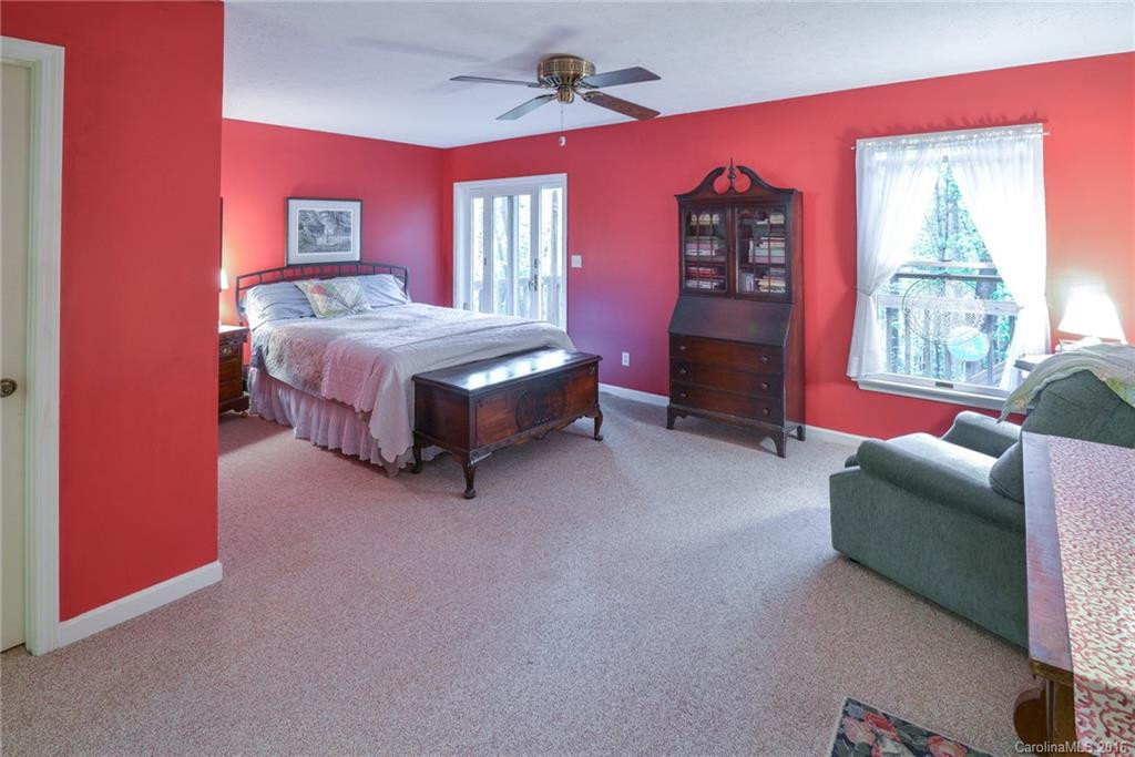 22 Cornelia Lane - Photo 15