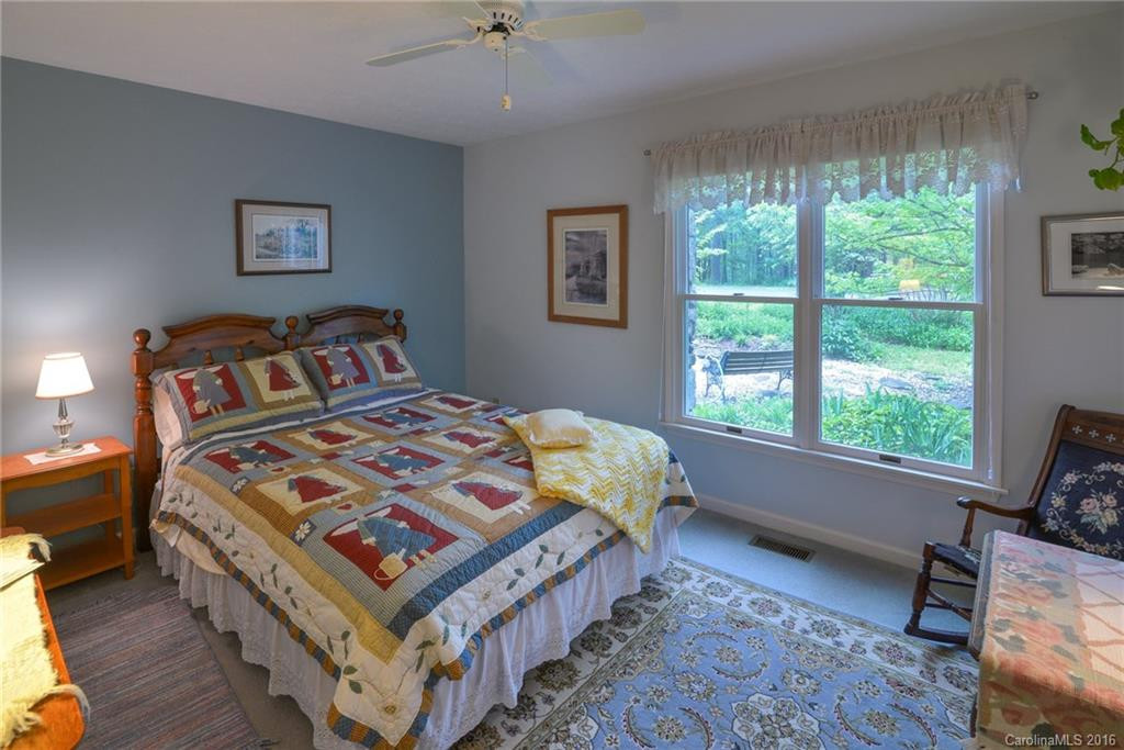 22 Cornelia Lane - Photo 18