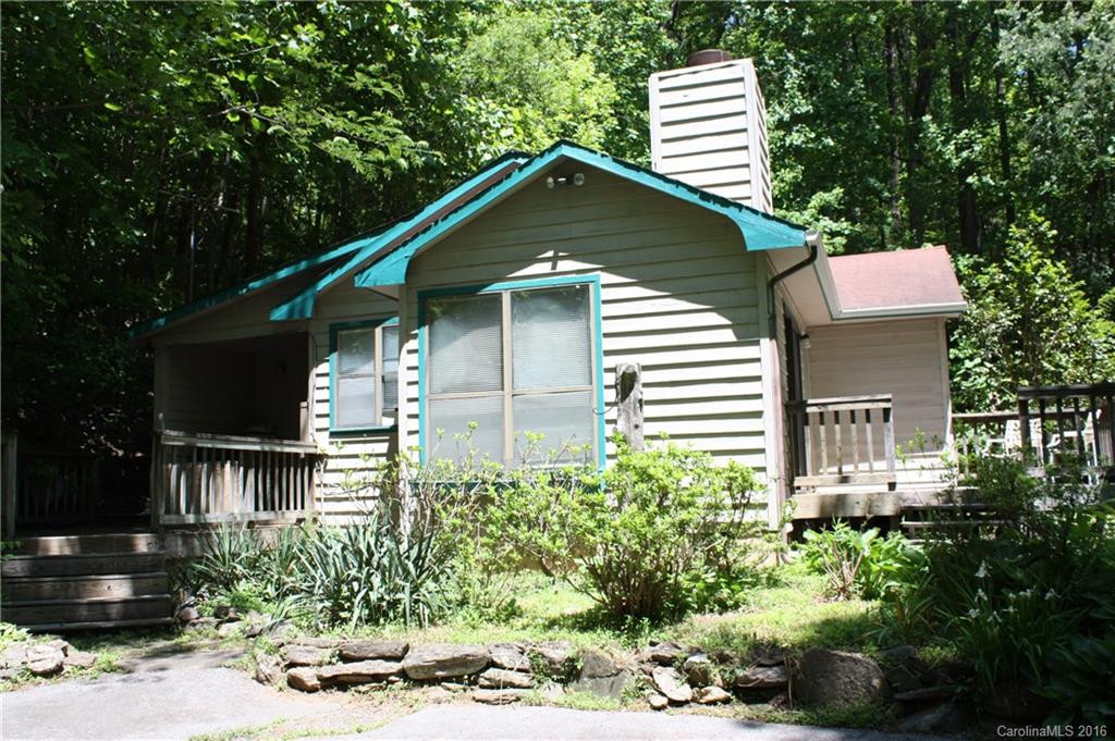 1586 Skyuka Mountain Road