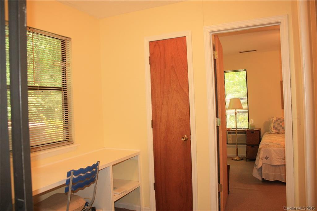 1586 Skyuka Mountain Road - Photo 12