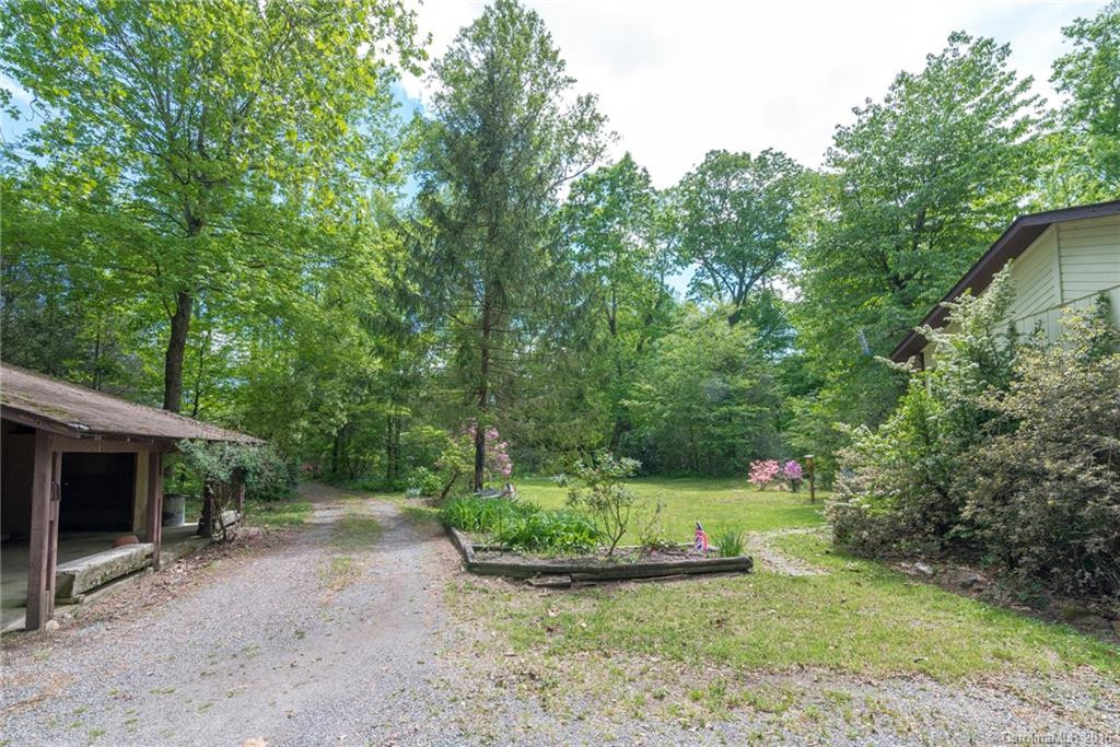 313 Flat Creek Road - Photo 8