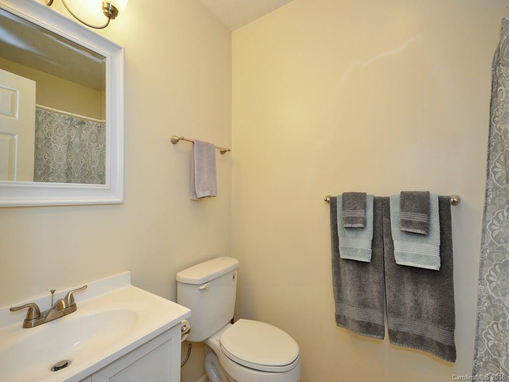 111 Anthony Drive - Photo 11