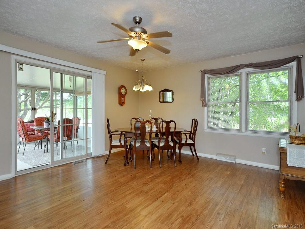 111 Anthony Drive - Photo 5