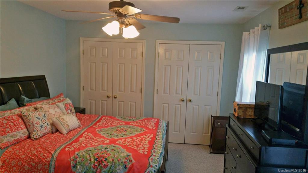 309 Wiltshire Circle #309 - Photo 10