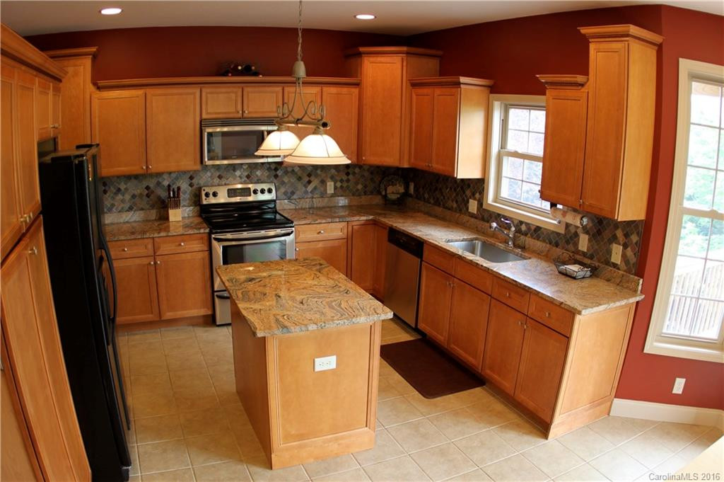 232 Rivercrest Boulevard - Photo 5