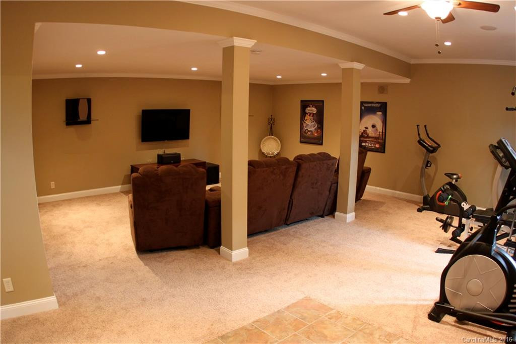 232 Rivercrest Boulevard - Photo 8