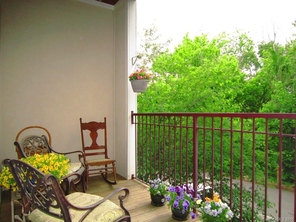 64 Clingman Avenue #205 - Photo 16