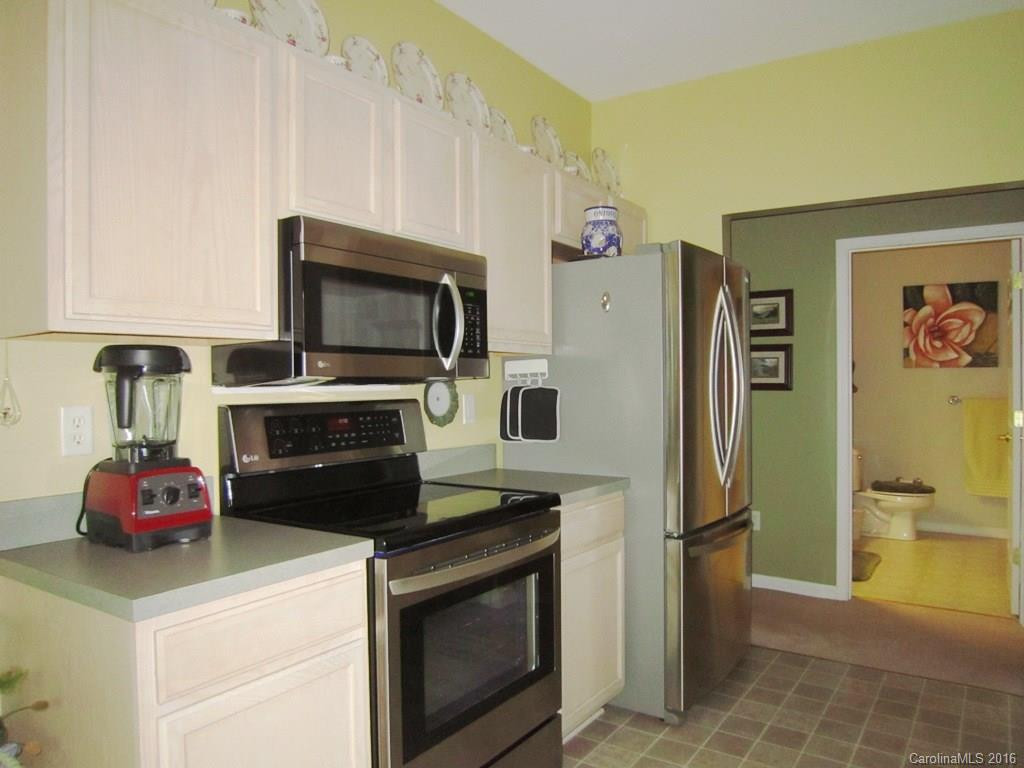 64 Clingman Avenue #205 - Photo 6