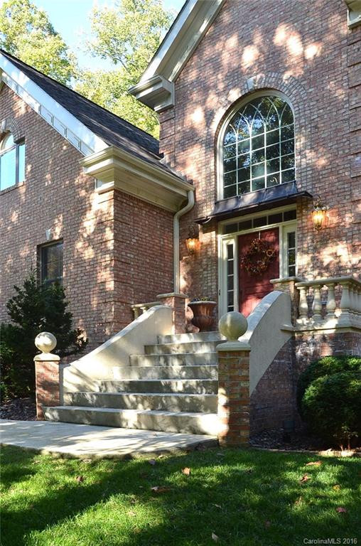 295 Laurel Ridge Drive - Photo 4