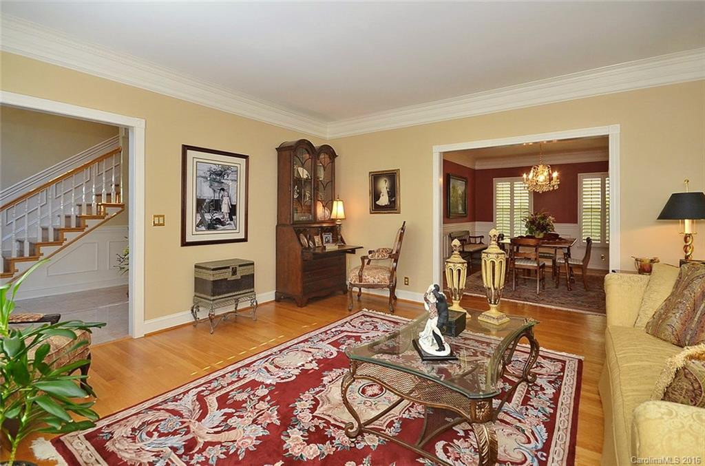 295 Laurel Ridge Drive - Photo 8