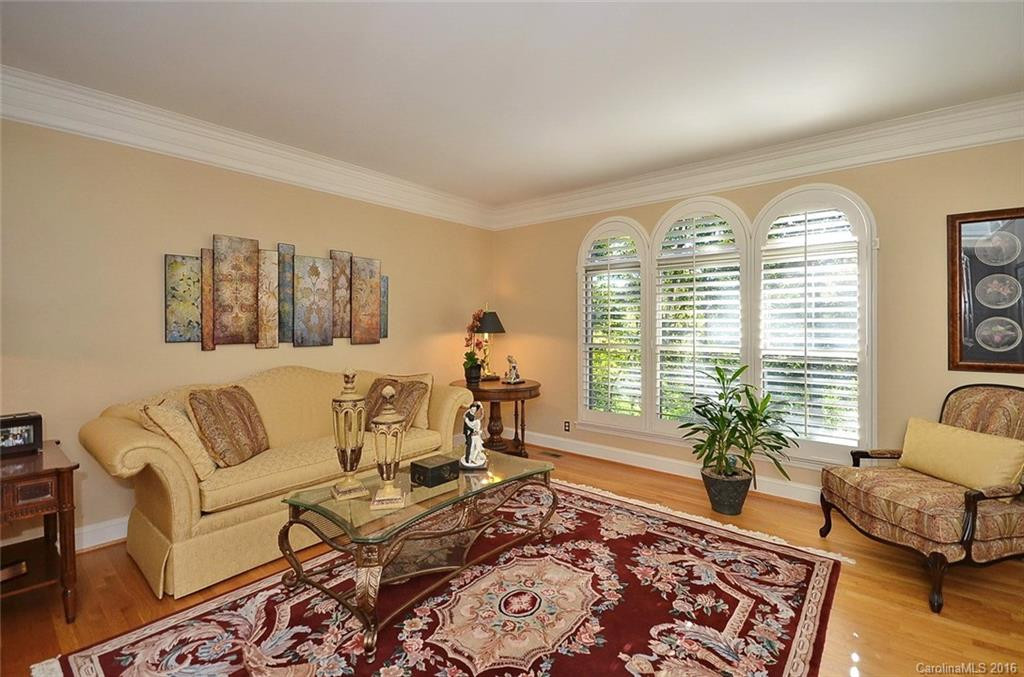 295 Laurel Ridge Drive - Photo 9