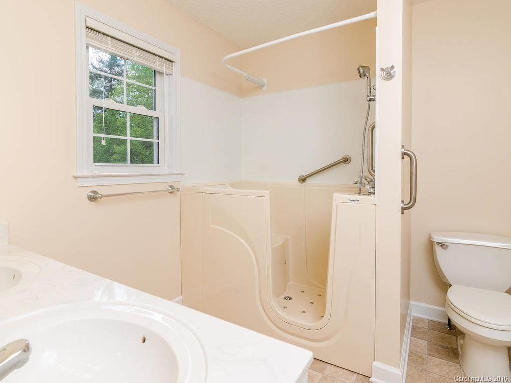 5 Grassy Meadow Drive - Photo 11