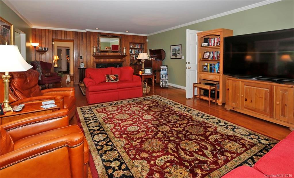 612 South Main Street - Photo 9
