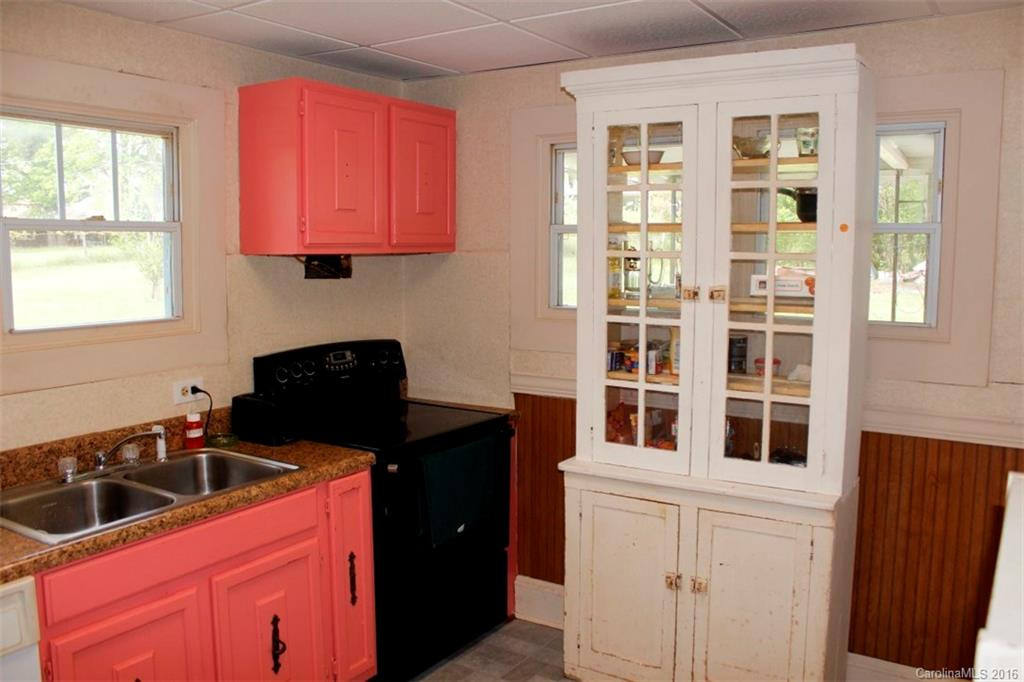 112 Beverly Avenue #7-11 - Photo 13