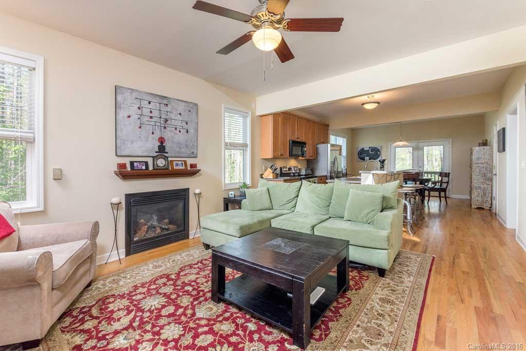 25 Vivian Avenue - Photo 3