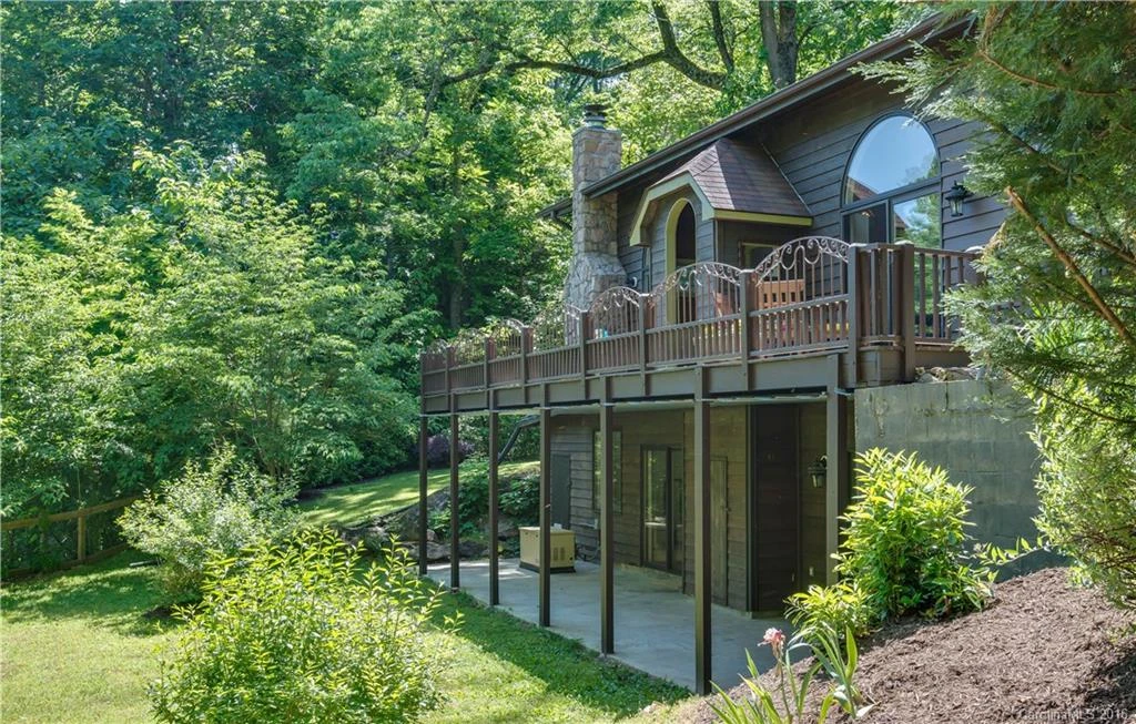 569 Autumn Lane