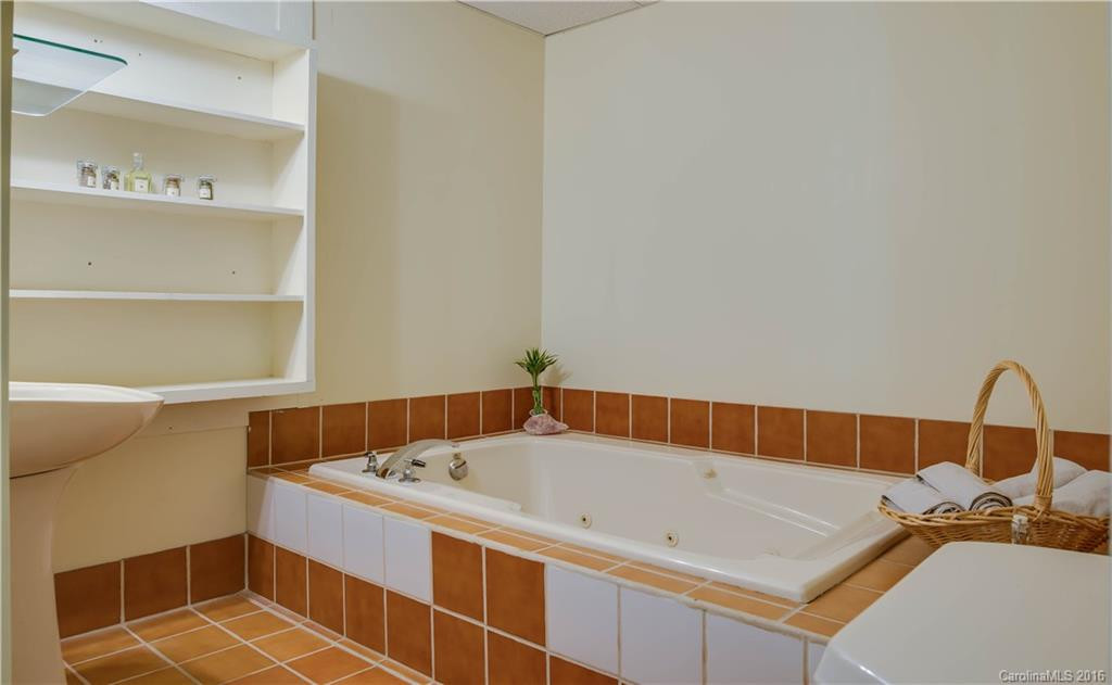 569 Autumn Lane - Photo 15