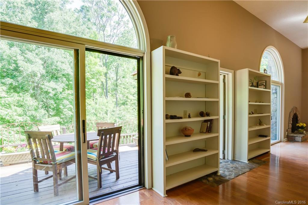 569 Autumn Lane - Photo 6