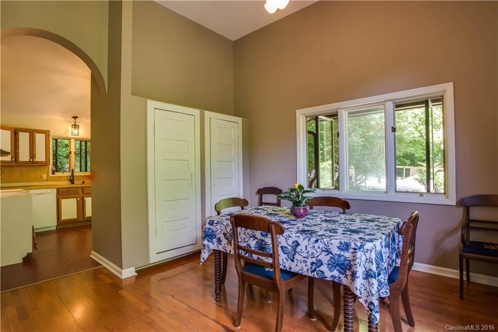 569 Autumn Lane - Photo 8