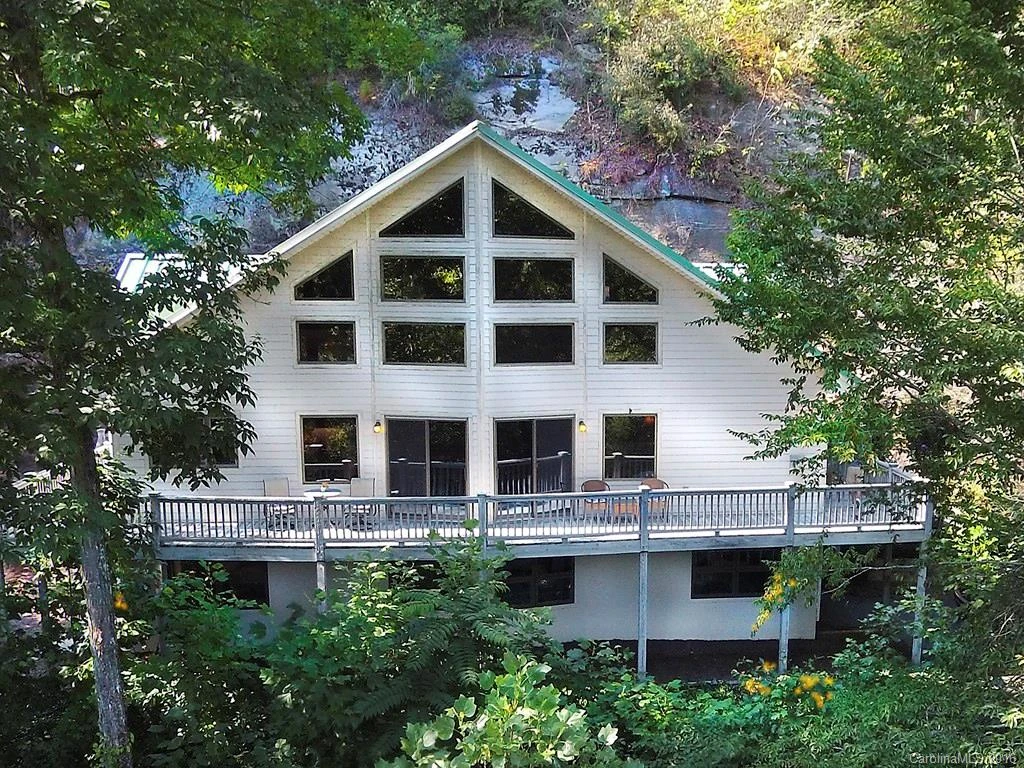 200 Charleston Harbor Drive