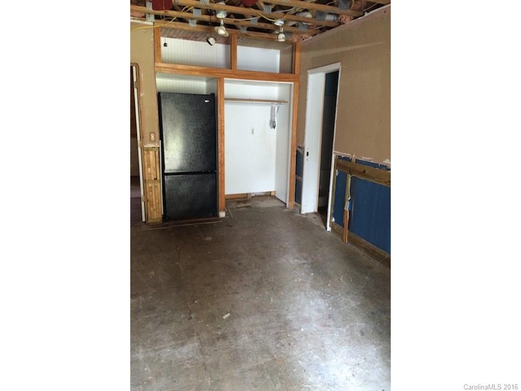 316 Howard Moore Road - Photo 10