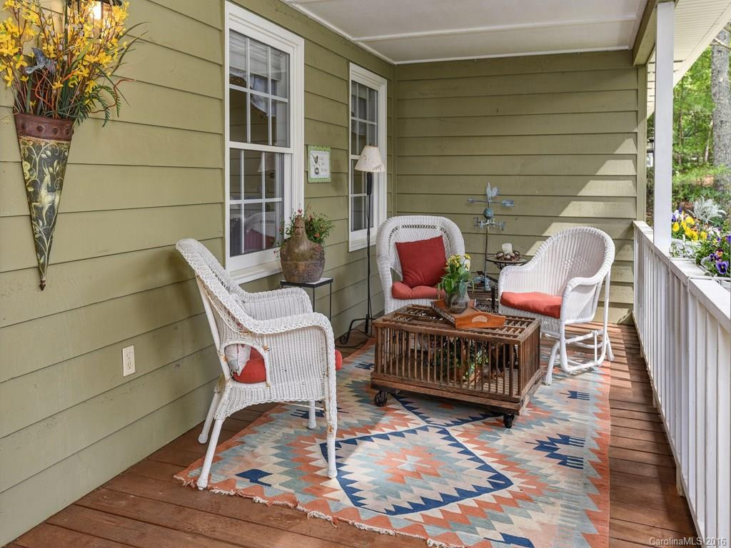 6 Meadowbrook Drive - Photo 2