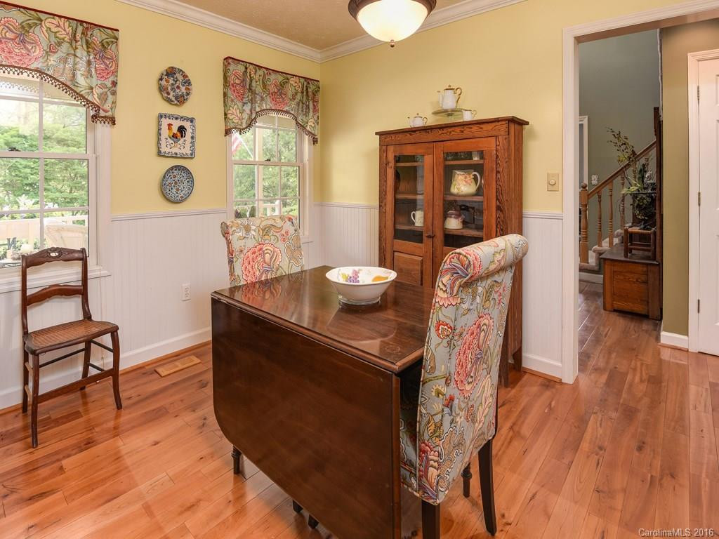 6 Meadowbrook Drive - Photo 12