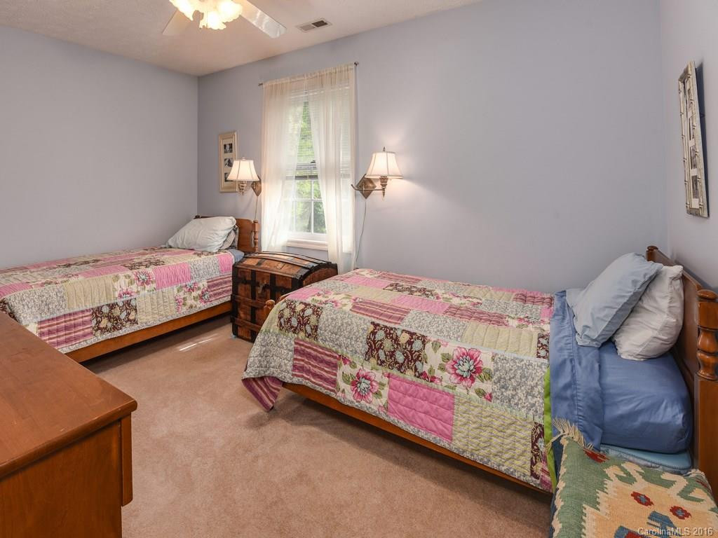 6 Meadowbrook Drive - Photo 13