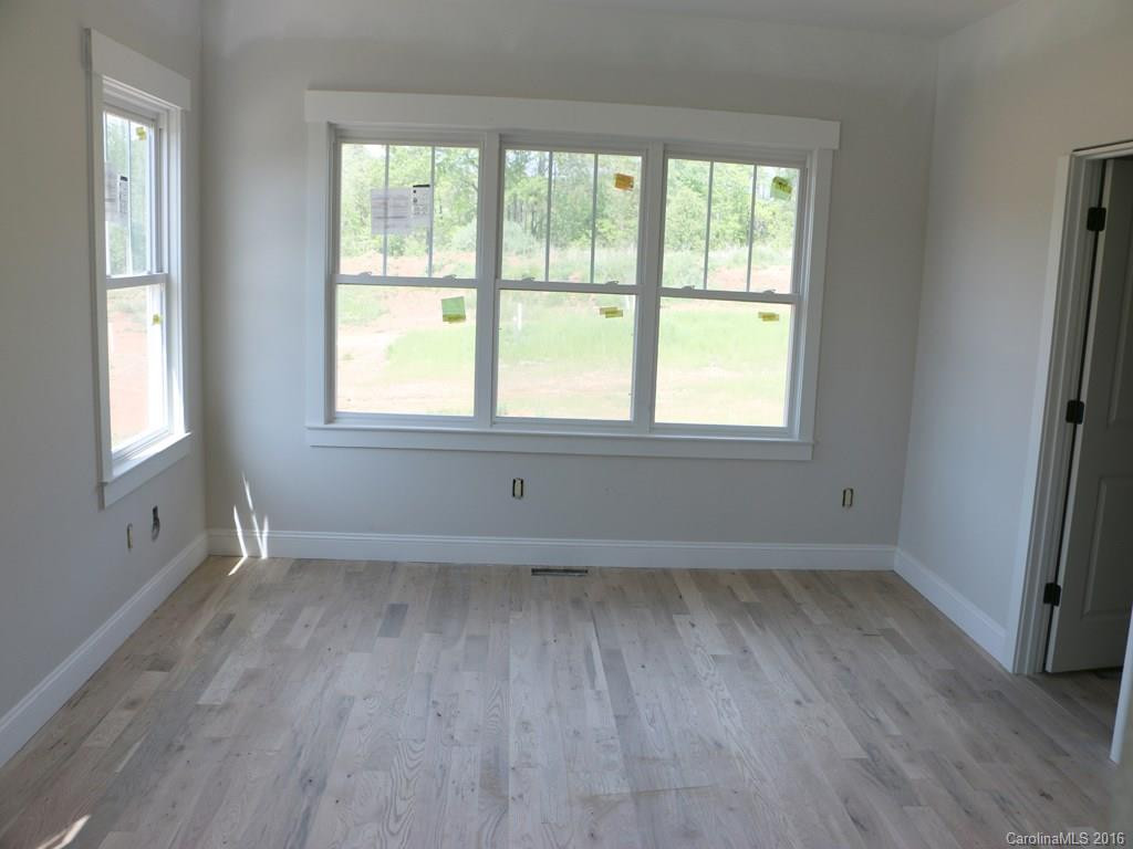 25 Hyde Park Place - Photo 5