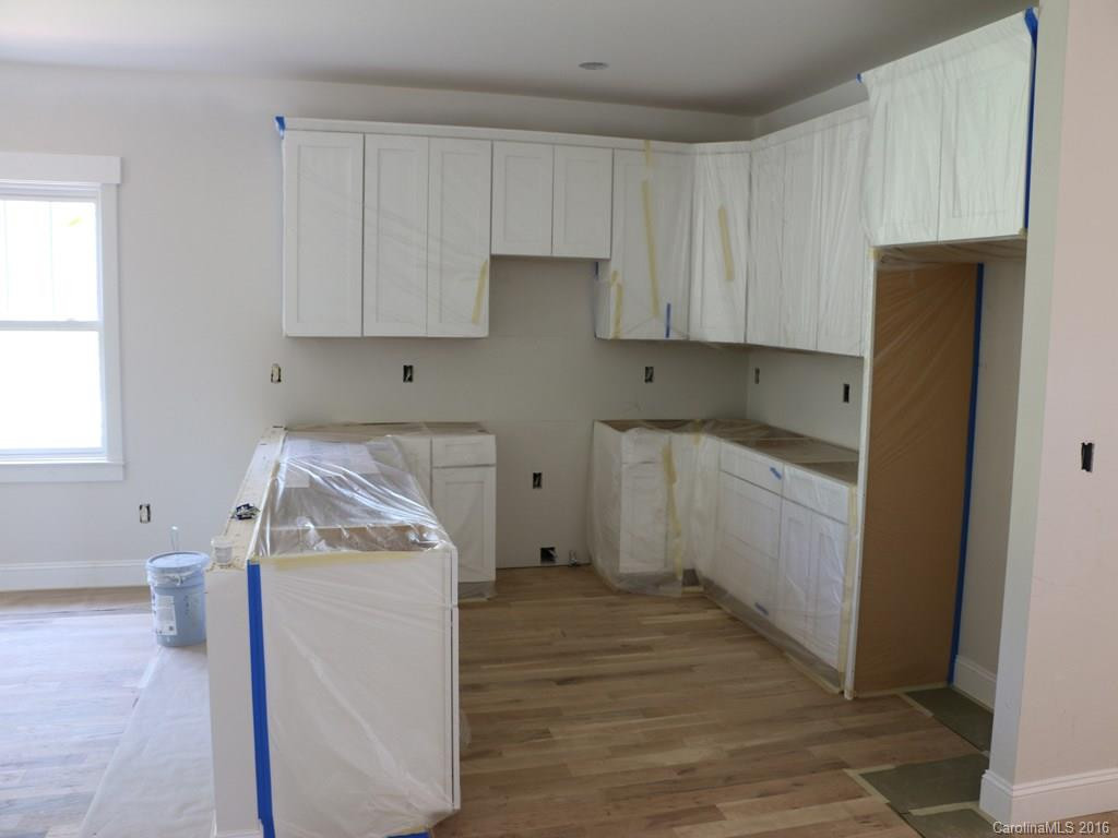 25 Hyde Park Place - Photo 9
