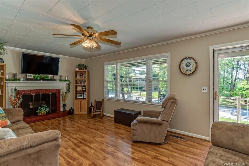 286 Crestview Street - Photo 7
