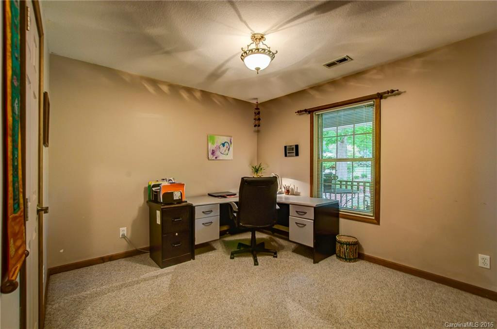 26 Leatherwood Drive - Photo 13