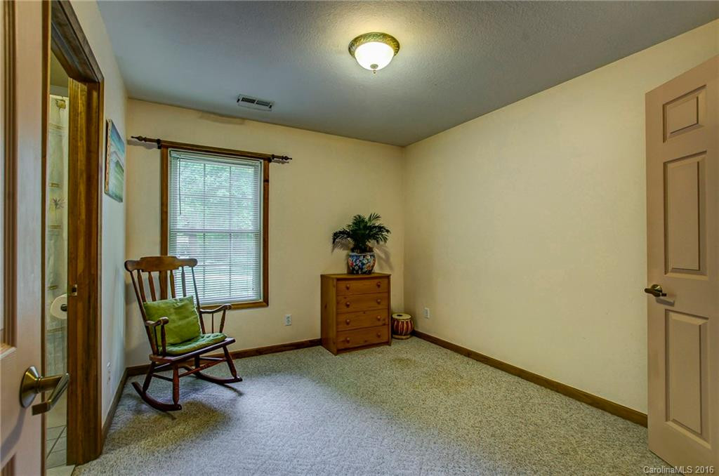 26 Leatherwood Drive - Photo 14