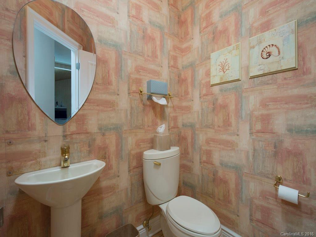 106 Hillcrest Drive #72 - Photo 8