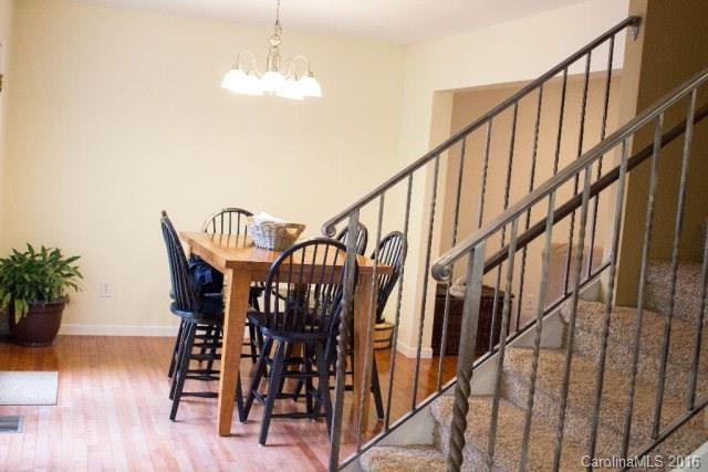 33 Ridgecrest Drive - Photo 17