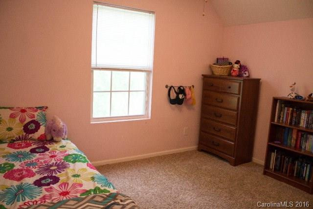 33 Ridgecrest Drive - Photo 18