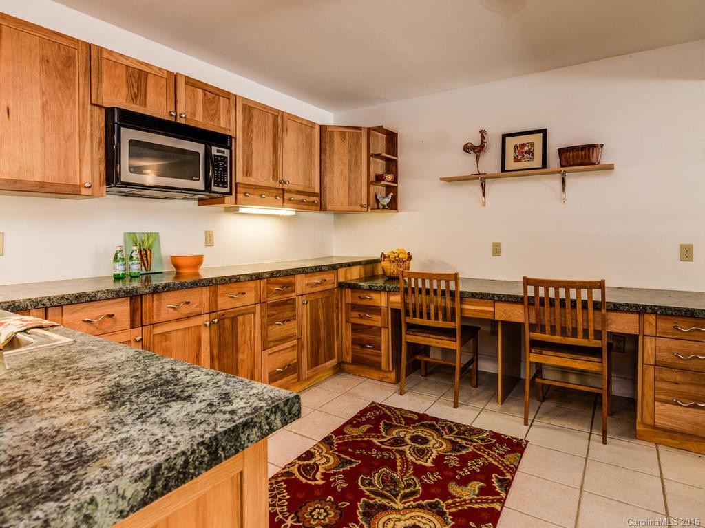 205 Cedarview Drive - Photo 18